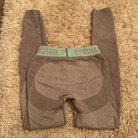 Gymshark leggings - Picture 2 of 2